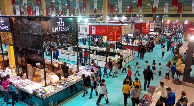 Egenin en büyük kitap fuarı kapılarını 5. kez açıyor