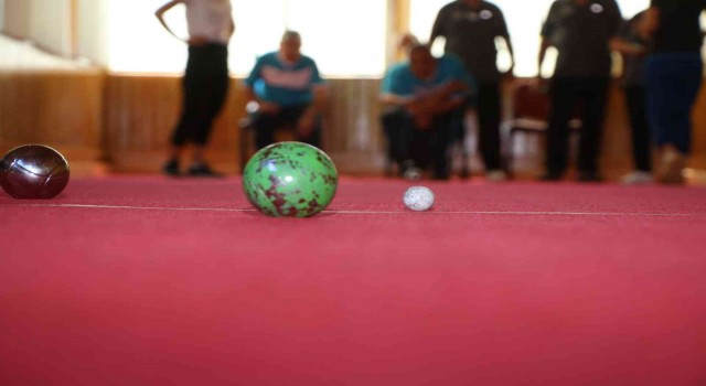 Elazığda Yetişkin Gençler Bocce Turnuvası bölge müsabakaları sürüyor