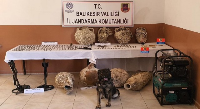 Erdekte tarihi eser kaçaklarına operasyon düzenlendi