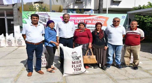 Erdemlili yetiştiricilere yüzde 50 hibeli yem desteği