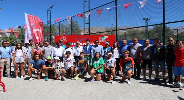 Erzincan uluslararası tenis turnuvasına ev sahipliği yaptı