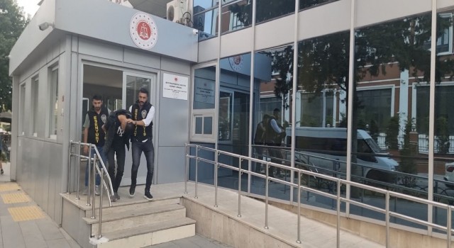 Esenyurtta şakalaşırken arkadaşını öldürdü