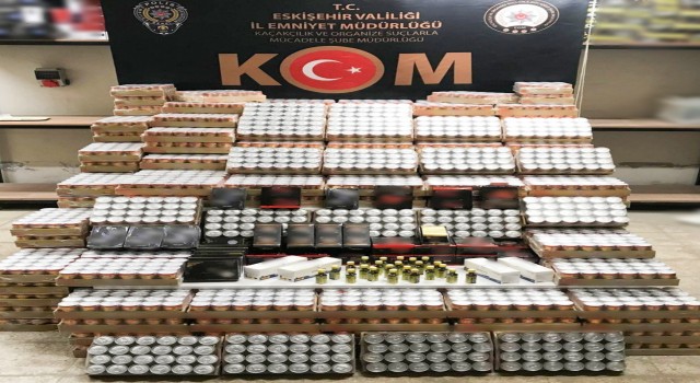 Eskişehirde binlerce kaçak ürün ele geçirildi, 6 kişi yakalandı