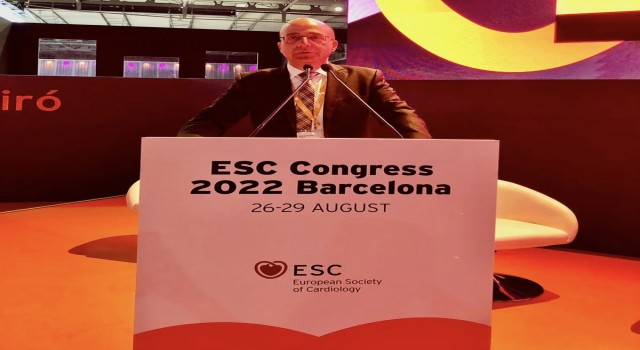 ESOGÜ Tıp Fakültesi Öğretim Üyesi Prof. Dr. Bülent Görenek Avrupa Kardiyoloji Kongresinde görev aldı
