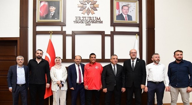 ETÜde otizm farkındalık toplantısı düzenlendi