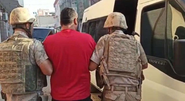 Eylem hazırlığındaki 4 PKKlı yakalandı
