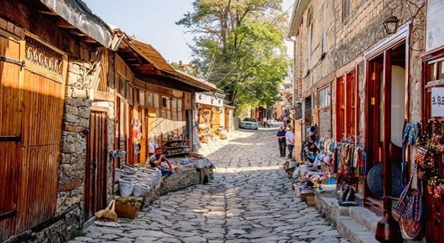 Eylülde Gel diyen en güzel tatil rotası: Azerbaycan