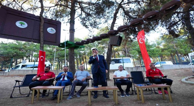 Fadıloğlu, spor lisesi öğrencilerini ve ailelerini kampta ağırladı