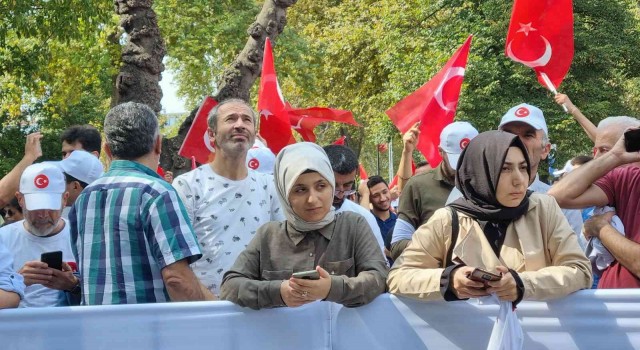 Fatihte LGBT dayatmasına tepki yürüyüşü