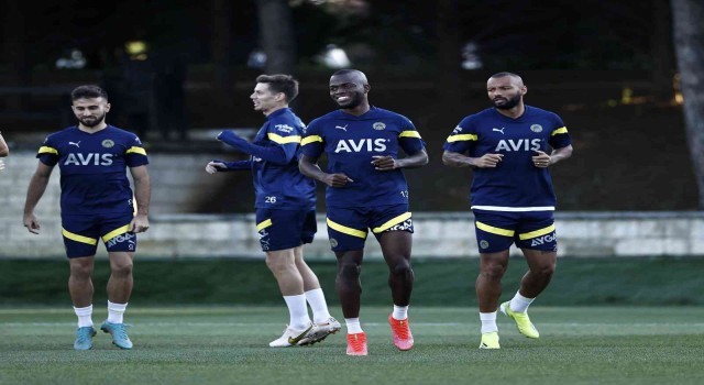 Fenerbahçe, Dinamo Kiev maçı hazırlıklarına başladı