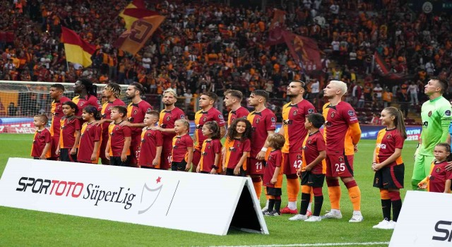 Galatasarayda Seferovicin yerine Gomis 11de