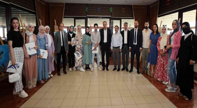 GAÜNde entegrasyon temalı sergi