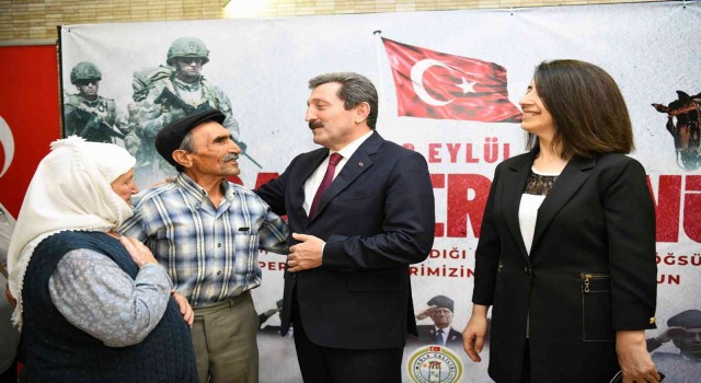 Gaziler onuruna yemek