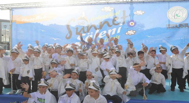 Gaziosmanpaşada bin 612 çocuğa özel sünnet şöleni