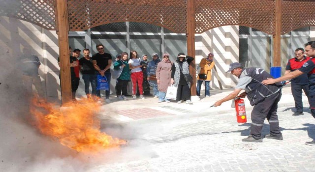 Gediz Belediyesi personeline yangın tatbikatı