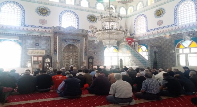 Gediz Kayaköyde hayırsever çiftin yaptırdığı cami lojmanı açılışı yapıldı