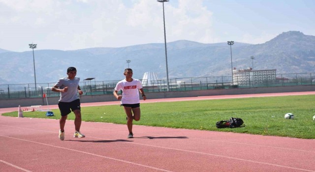 Genç atletler, Türkiye Şampiyonasına hazırlanıyor