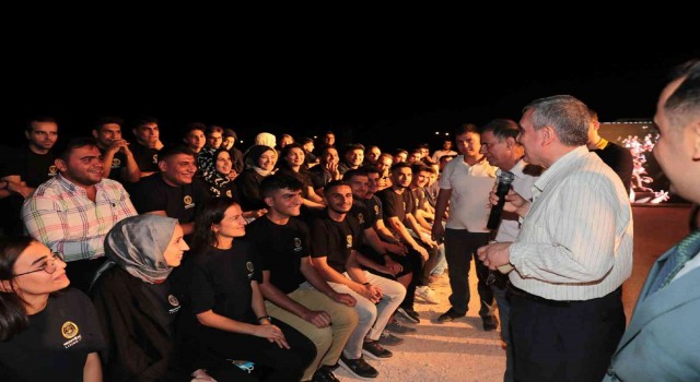 Gençlerin sorularını Beyazgül cevapladı