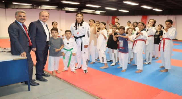 Genel Müdür Baykandan spor tesislerinde inceleme