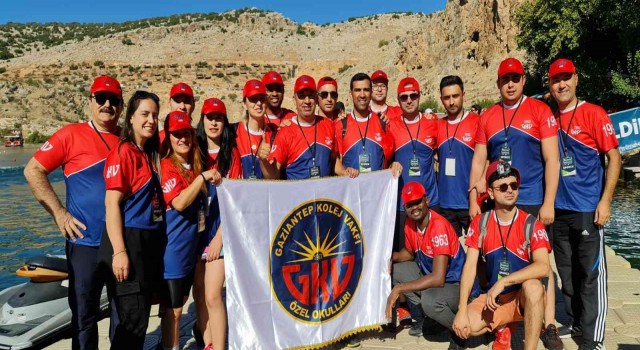 GKVli öğretmenler Fıratta kürek çekti