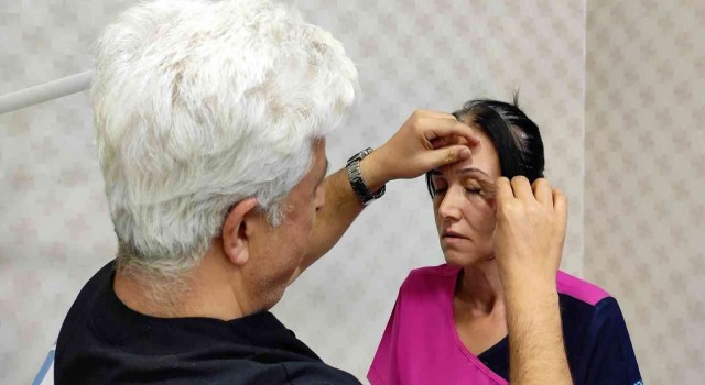 Göz kapağı düşüklüğü ciddi sağlık sorunlarına davetiye çıkarıyor