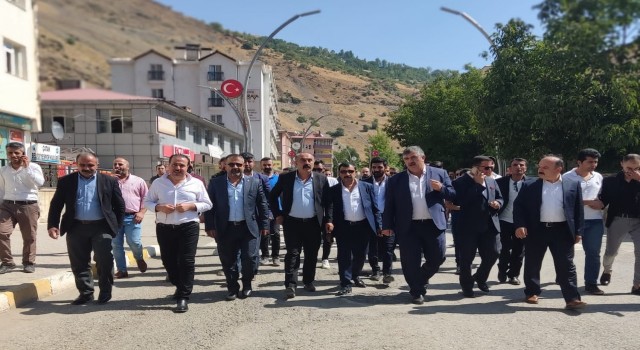 Gravi aşiretine mensup gençler Çatakta buluştu