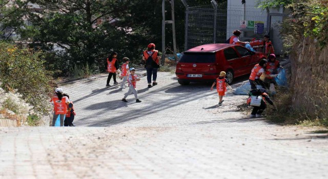 Gümüşhanede daha temiz bir gelecek için çöp toplandı