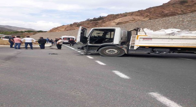 Gümüşhanede trafik kazası: 5 yaralı
