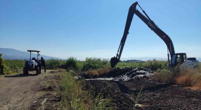 Hamzabeylide üreticileri rahatlatan çalışma