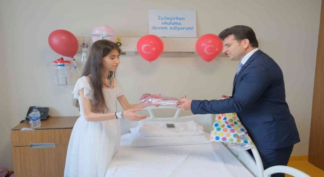 Hastane sınıfı ile hem eğitimleri hem tedavileri devam ediyor