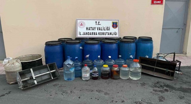 Hatayda bin 750 litre sahte içki ele geçirildi