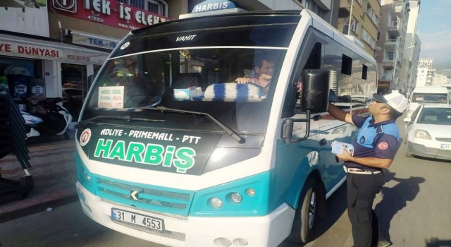 Hatayda zabıta trafik güvenliği için görevde
