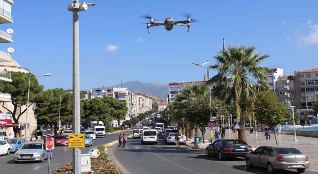 Hava destekli denetimlerde 1 saatte 37 araç cezadan kaçamadı