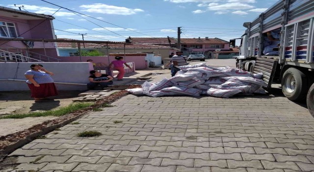 Hayrabolu SYDVden kömür yardımı