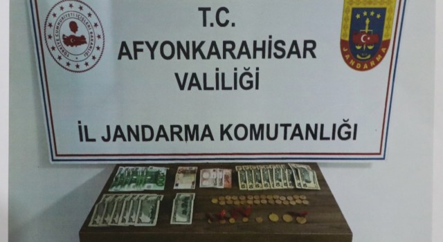 Hırsızı 520 saat güvenlik kamerası kaydı inceleyerek yakaladılar