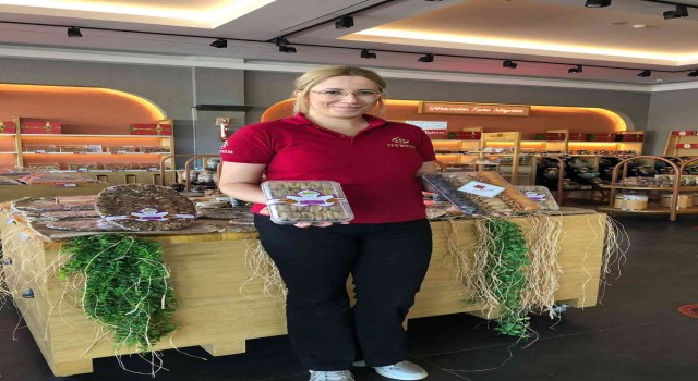 [İBRAHİM ABİ BAKACAK] Yeni mahsul kuru incir raflarda yerini aldı