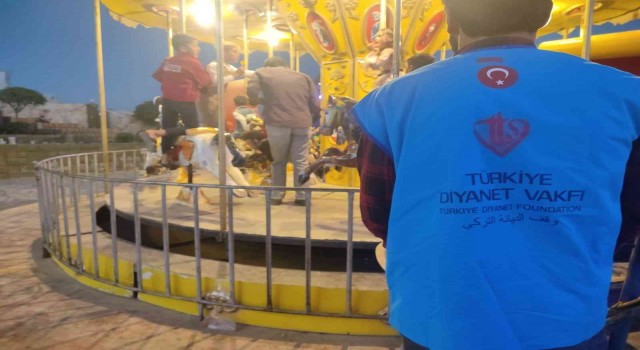 İdlibte kamplarda yaşayan yetim çocuklar için lunapark kuruldu