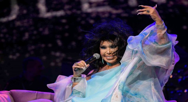 İEF Çim Konserlerinde “Diva”yı ağırladı