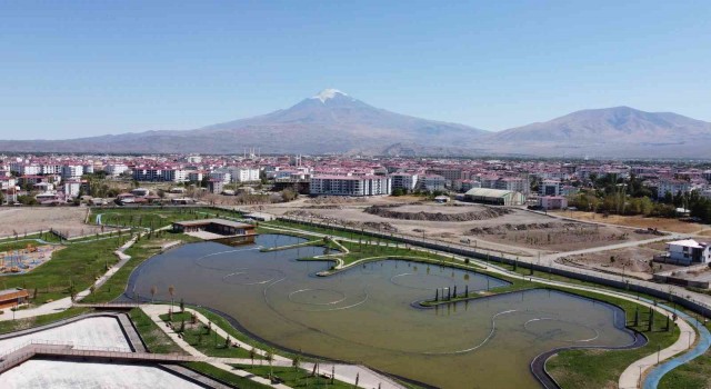 ‘Iğdır Millet Bahçesi Projesinin bu yıl bitirilmesi hedefleniyor