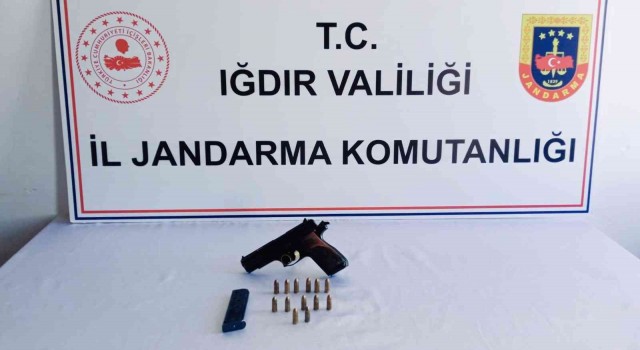 Iğdırda tarihi eser ve silah kaçakçılığı operasyonu: 4 gözaltı