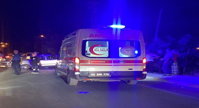 İki otomobil çarpıştı: 1 yaralı