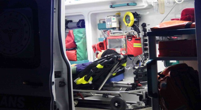 İki otomobilin karıştığı kazada 1 kişi yaralandı