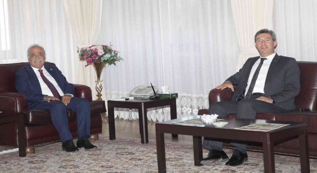İl Emniyet Müdürü Tuncerden Rektör Çomaklıya ziyaret