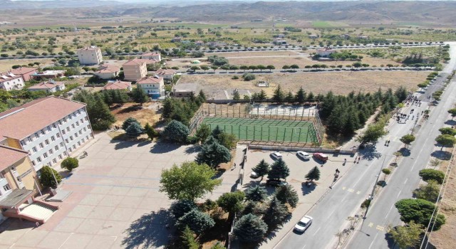İncesunun çöplerini çocuklar topladı
