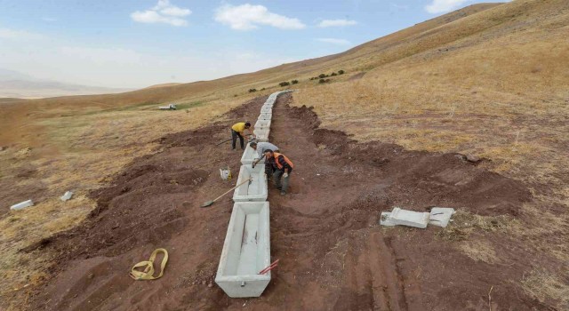 İpekyolunda çiftçilere sıvat desteği