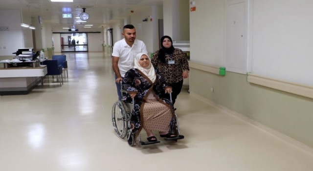 Iraklı kadın aradığı tedaviyi Eskişehir Şehir Hastanesinde buldu