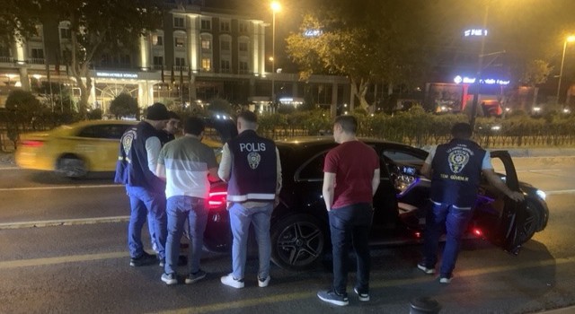 İstanbulda helikopter destekli ‘Yeditepe Huzur uygulaması