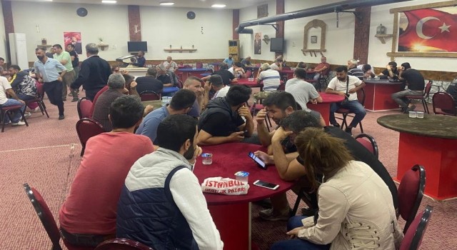 İzmirde 123 tombalacı kıskıvrak yakalandı