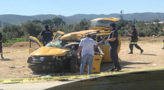 İzmirde feci kaza: 1 ölü, 3 yaralı