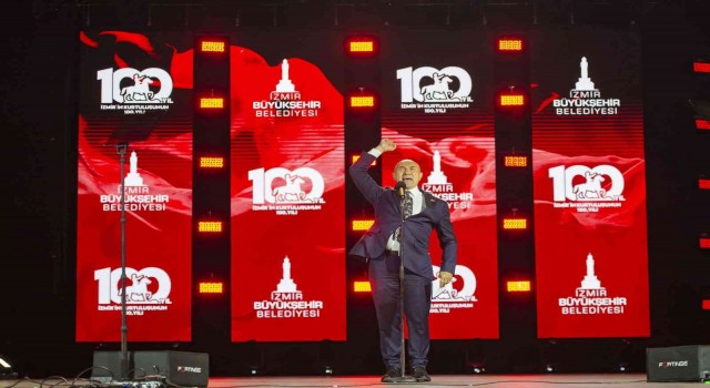 İzmirin kurtuluşunun 100. yılında görkemli kutlama